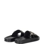 Giuseppe_Zanotti-Brett_Zip_slides-2201122131-3.jpg