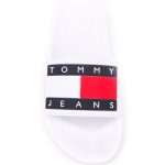 Tommy_Jeans-flat_logo_patch_slides-2201115265-4.jpg